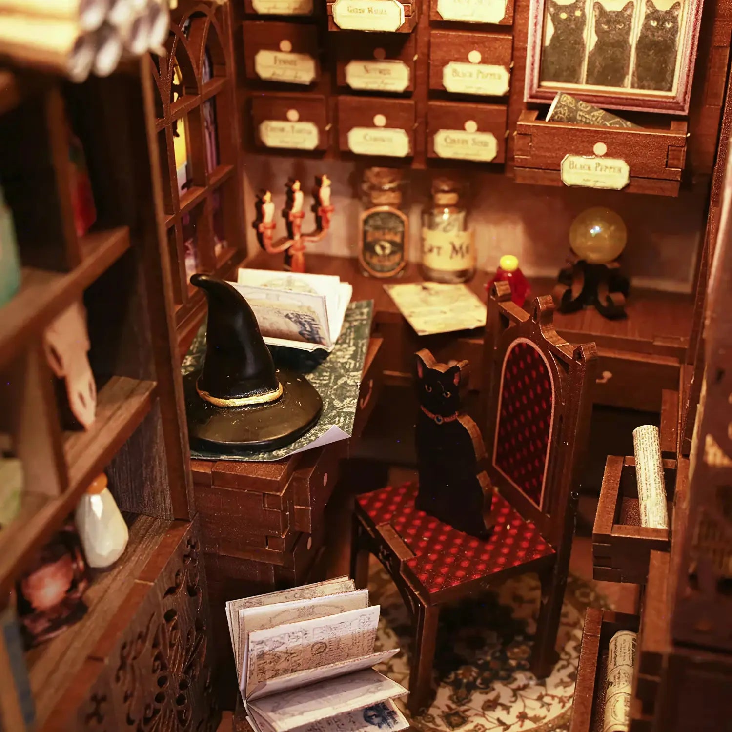 Book Nook Magic Pharmacist - Crafterra