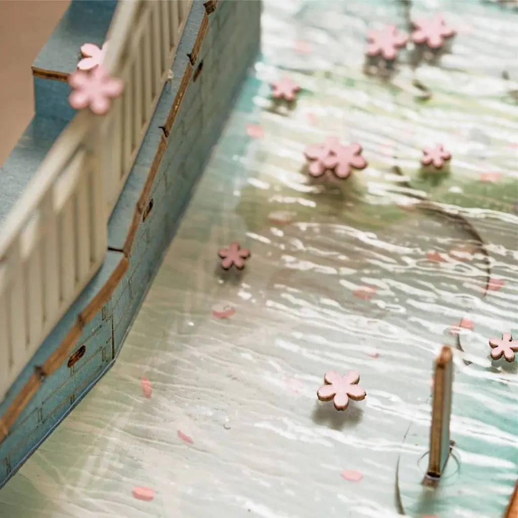 Book Nook Sakura Densya - Crafterra