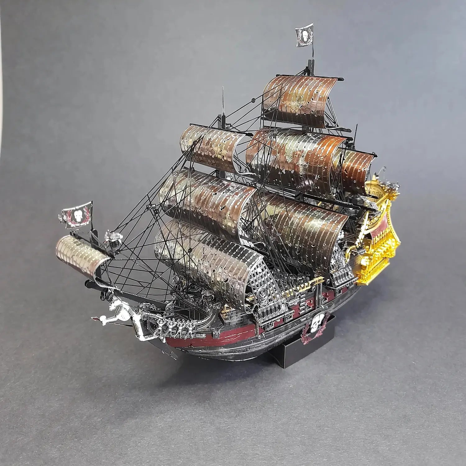 Puzzle 3D The Queen Anne's Revenge Crafterra