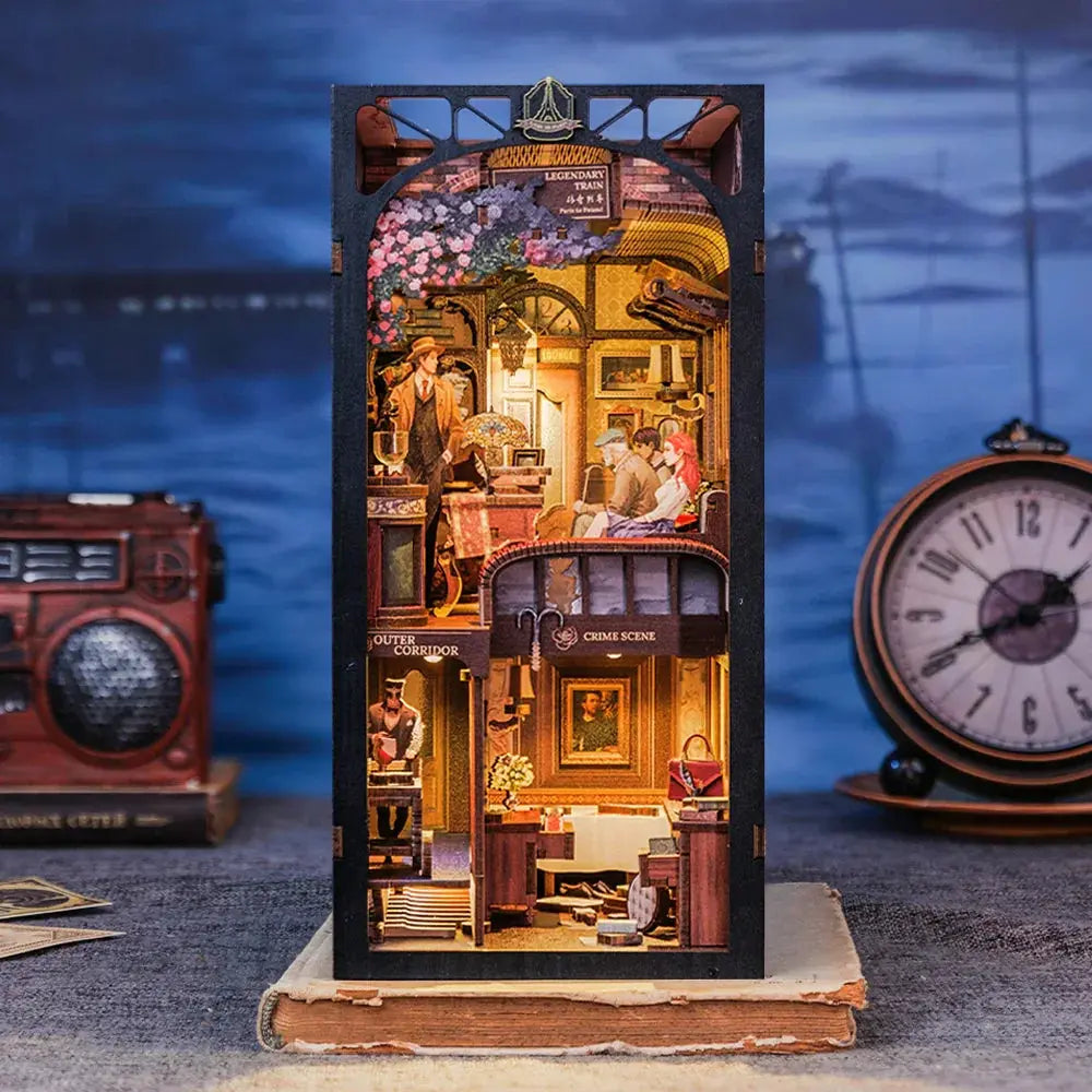Book Nook Train Mystery - Crafterra