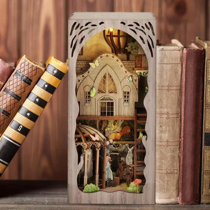 Book Nook Dorothy's Journey - Crafterra