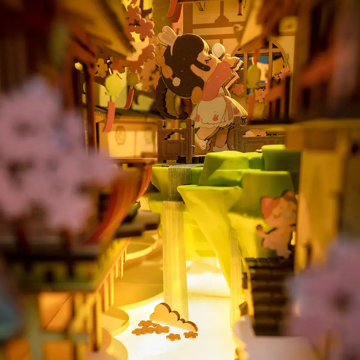 Book Nook Falling Sakura - Crafterra