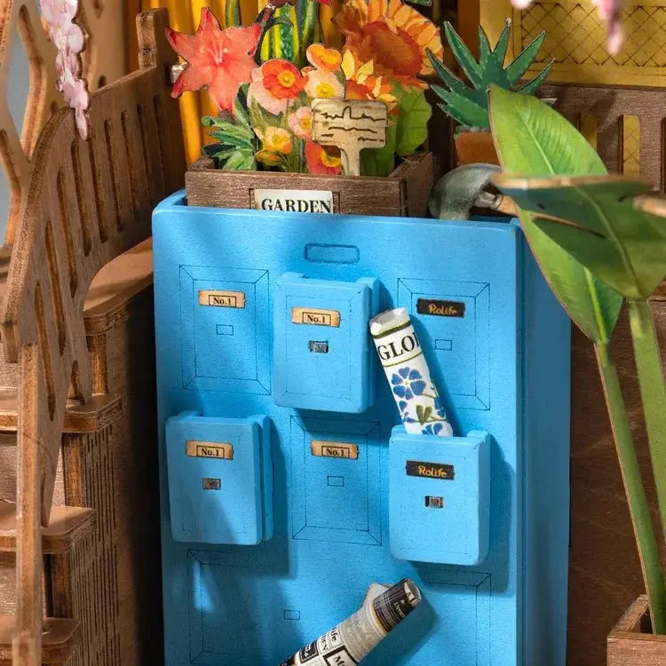 Book Nook Garden House - Crafterra