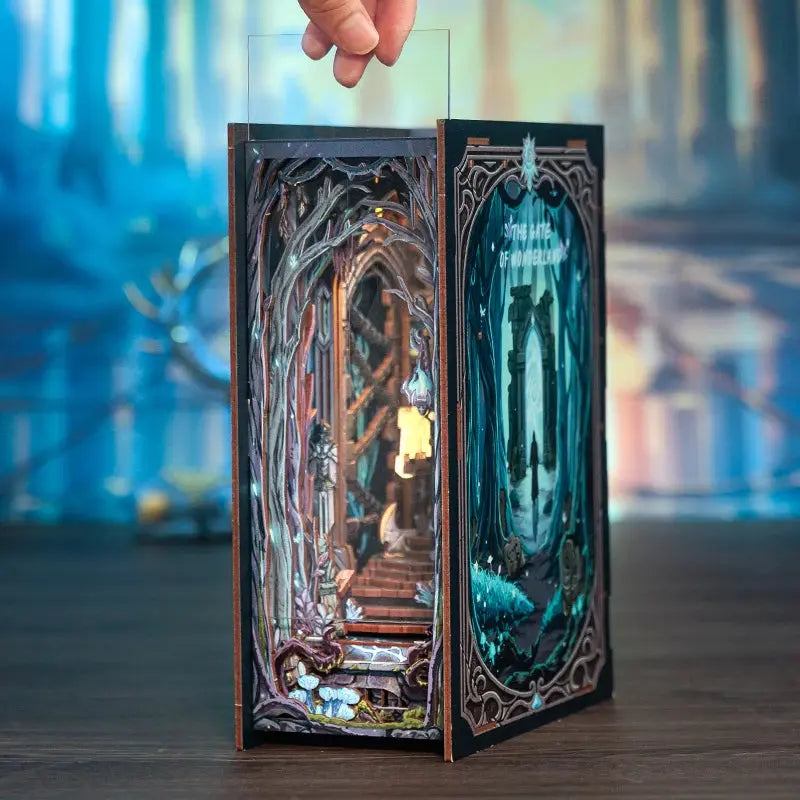 Book Nook Gate of Wonderland - Crafterra