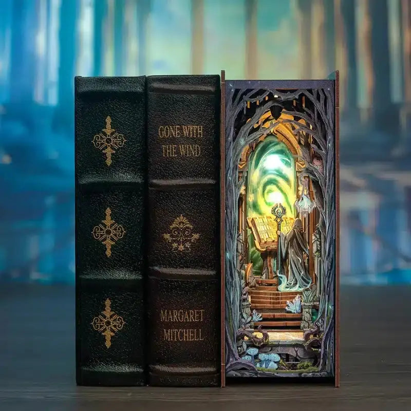 Book Nook Gate of Wonderland - Crafterra