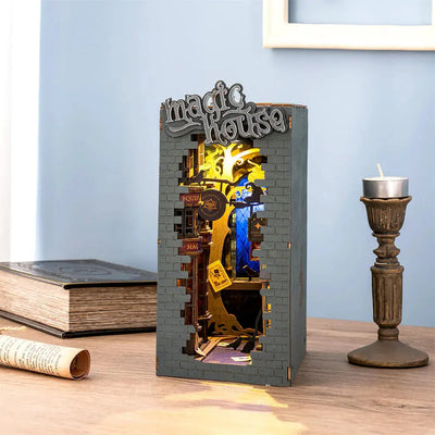 Book Nook Magic House - Crafterra
