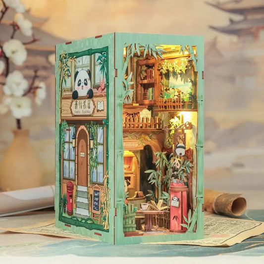Book Nook Panda Bookshop - Crafterra