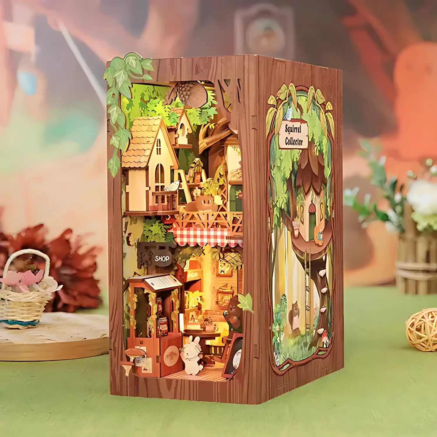 Book Nook Squirrel Collector - Crafterra