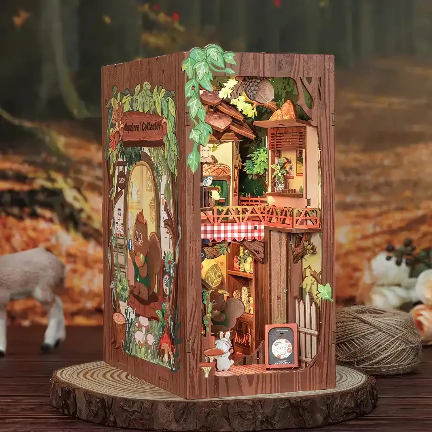 Book Nook Squirrel Collector - Crafterra