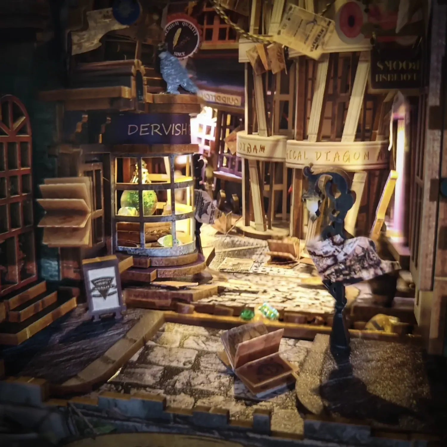 Book Nook Magic Night Alley - Crafterra