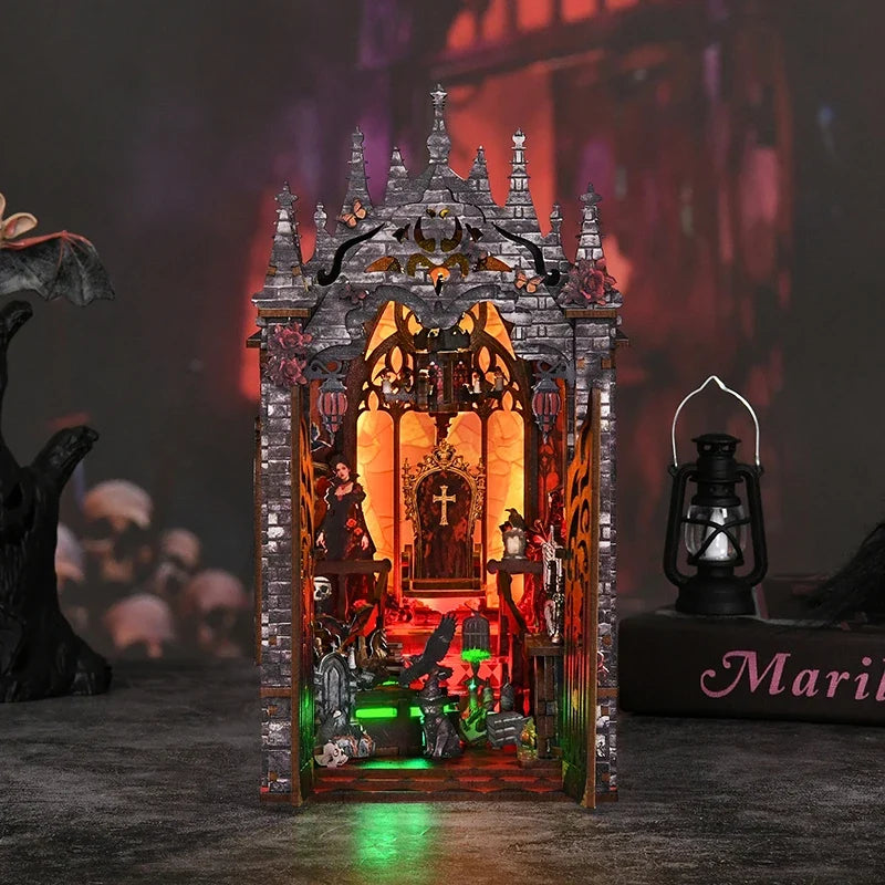 Book Nook Dark Castle - Crafterra