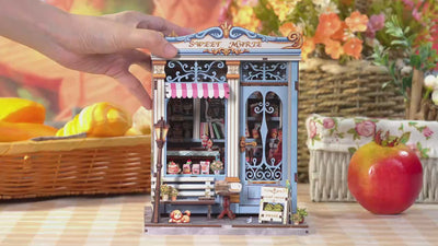 Book Nook Sweet Marie